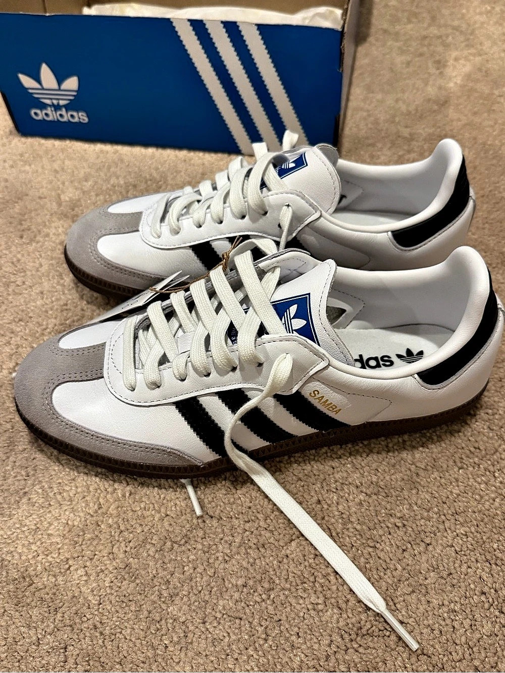 NWT adidas Samba OG Sneakers White & Gray US Men’s 6 Woman’s 7.5